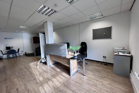 Office to rent, Livingstone Road, Hessle HU13