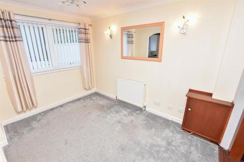 2 bedroom terraced house for sale, 62 Macrae Crescent, Dingwall