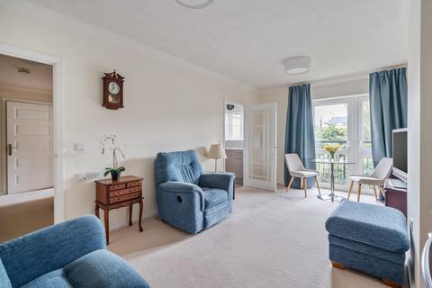 1 bedroom retirement property for sale, Manygate Lane, Shepperton, TW17