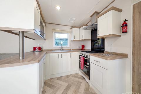 2 bedroom static caravan for sale, Lowther Holiday Park, Eamont Bridge CA10