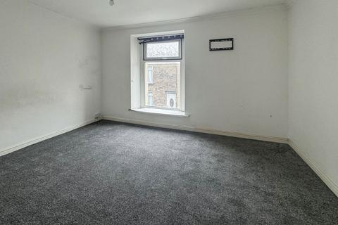 44 King Street, Neath, SA11 1PW