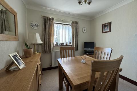 3 bedroom link detached house for sale, Score Croft, Skelmanthorpe, Huddersfield HD8 9EA