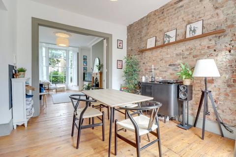 Flat 2, 22 Leighton Grove, London, NW5 2QP