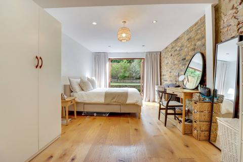 Flat 2, 22 Leighton Grove, London, NW5 2QP