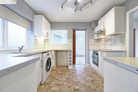 28 Moray Way, Romford, RM1 4YD