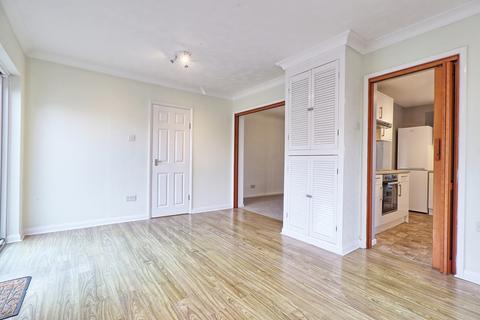 28 Moray Way, Romford, RM1 4YD