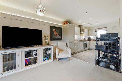 1 bedroom flat for sale, Cashmere Drive, Andover