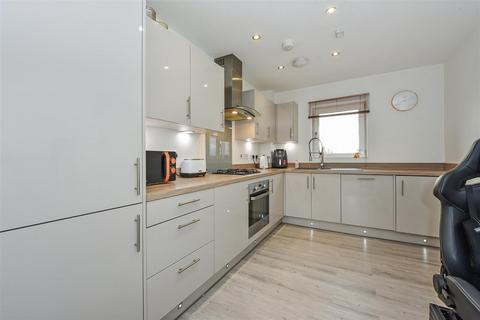 1 bedroom flat for sale, Cashmere Drive, Andover