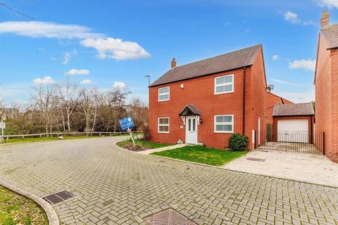 4 bedroom detached house to rent, David Way, Bishopton