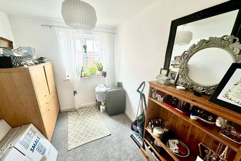 2 bedroom flat to rent, Phillip Court, Newport,