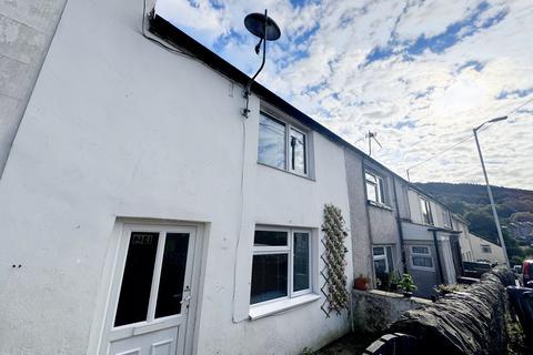 2 bedroom house to rent, Chapel Road, Pontypool,