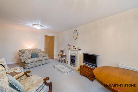 2 bedroom apartment for sale, Crocus Court, Station Road, Poulton-Le-Fylde, FY6 7XJ