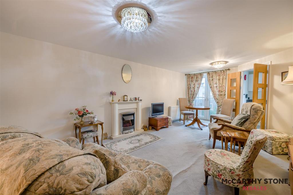8622961-interior01.jpg