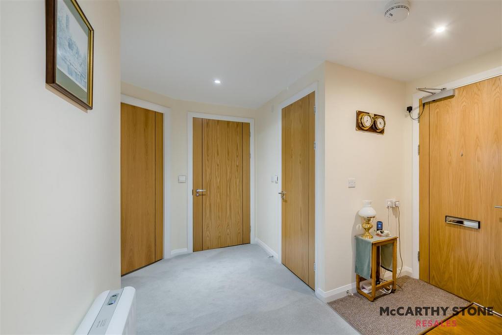 8622961-interior09.jpg