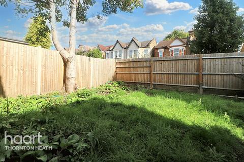 2 bedroom maisonette for sale, Norwich Road, Thornton Heath