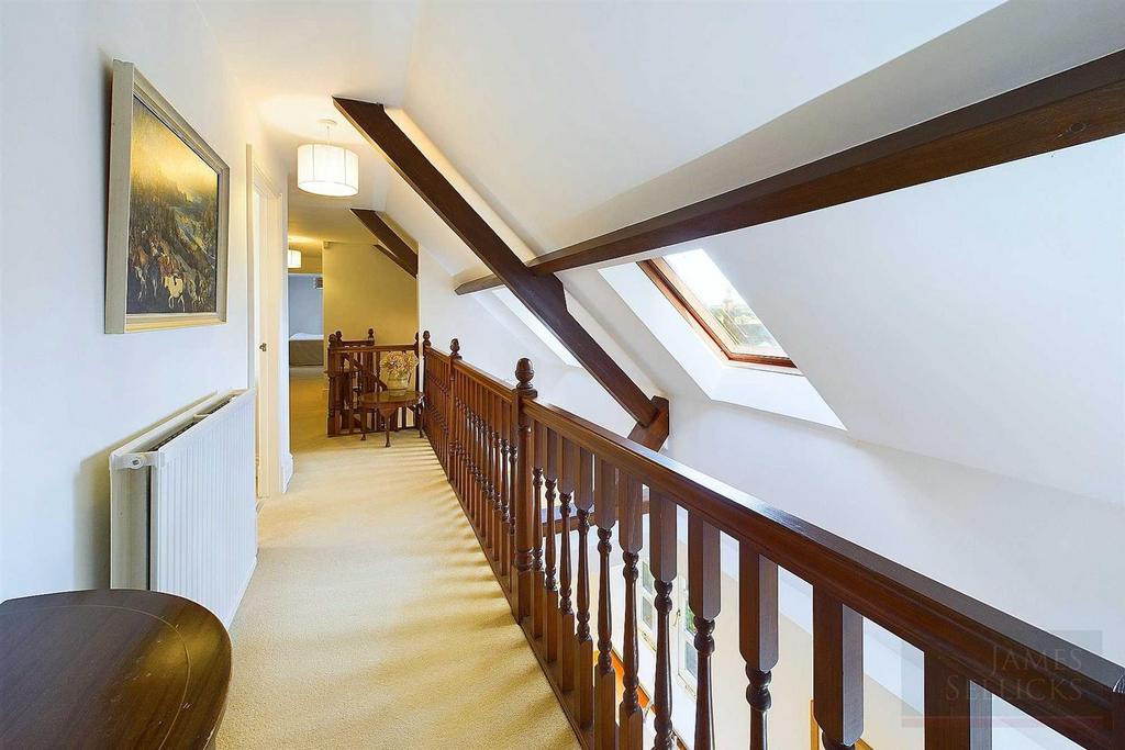 Mezzanine Landing