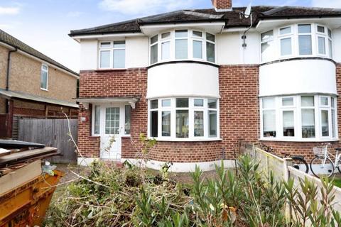 3 bedroom semi-detached house to rent, Elmbridge Avenue, Surbiton KT5