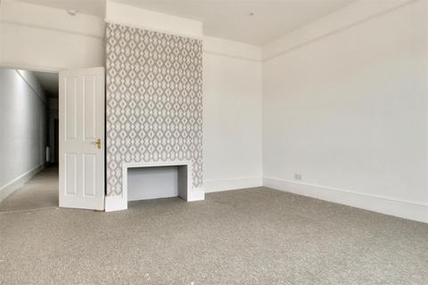 1 bedroom flat for sale, Park Crescent, Worthing