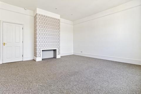 1 bedroom flat for sale, Park Crescent, Worthing