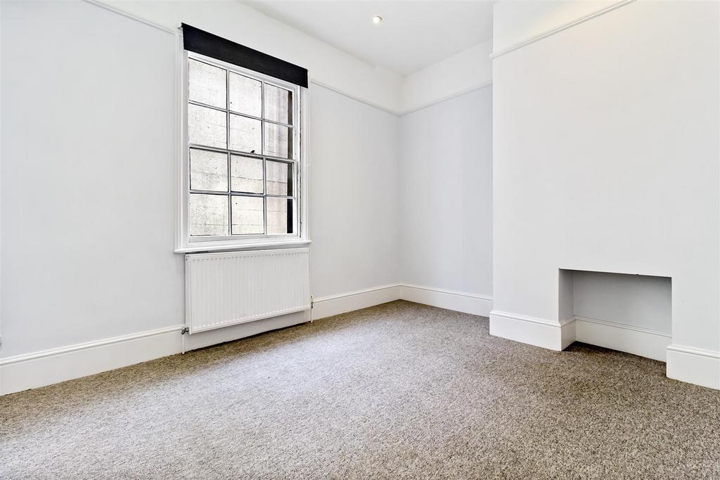 Park Crescent, 11 D-005.jpg