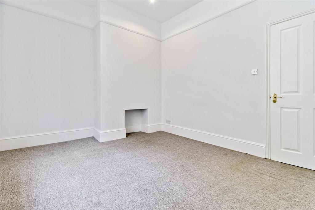 Park Crescent, 11 D-006.jpg