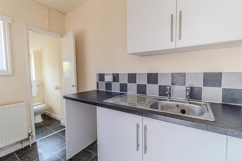 2 bedroom end of terrace house for sale, Victory Road, Beeston, Nottingham