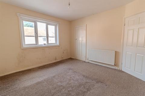 21 Victory Road, Beeston, Nottingham, NG9 1LH