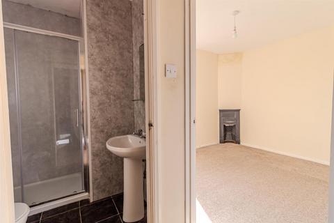 21 Victory Road, Beeston, Nottingham, NG9 1LH