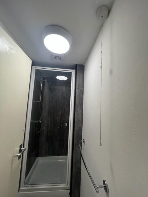 1st Floor Shower