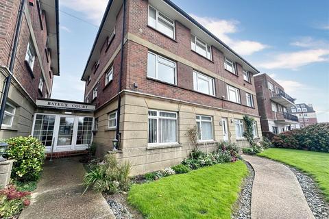 2 bedroom flat to rent, Middlesex Road, Bexhill-On-Sea