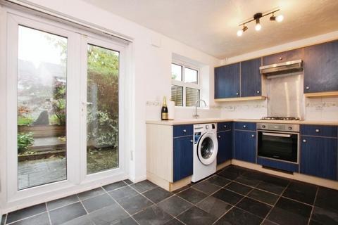 3 bedroom semi-detached house to rent, Hawkins Crescent, Bristol BS32