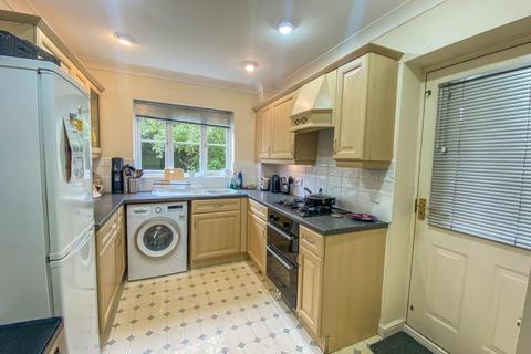 4 Copel Close, Highfields Caldecote, Cambridge, CB23 7ZQ