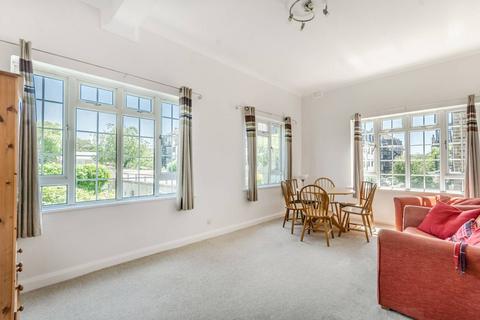 2 bedroom flat to rent, Streatham High Road, Streatham Hill, London, SW16