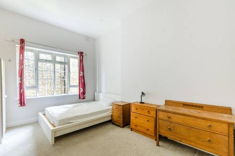 2 bedroom flat to rent, Streatham High Road, Streatham Hill, London, SW16