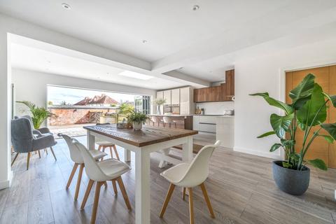 4 bedroom end of terrace house for sale, Exeter, Devon