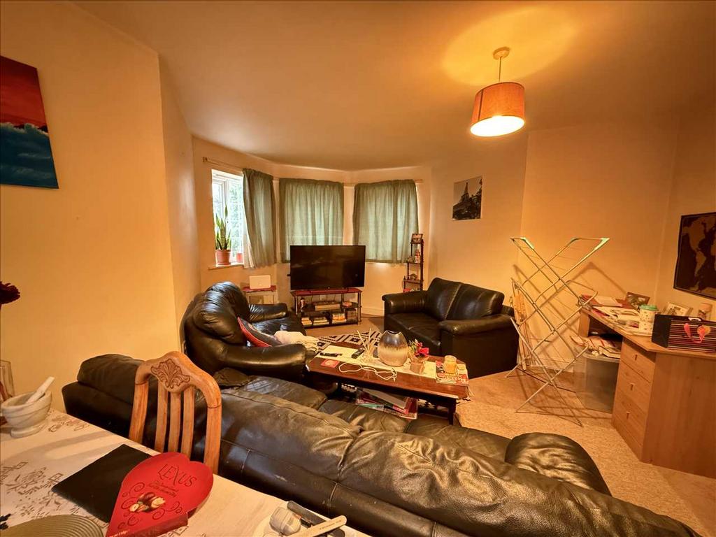 CANNOCK ROAD, CORBY 2 bed apartment for sale £135,000
