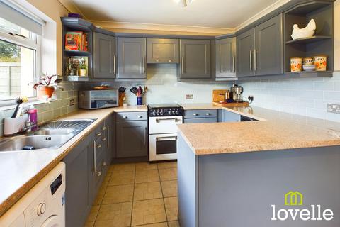 5 Baynard Avenue, Cottingham, HU16 5AB
