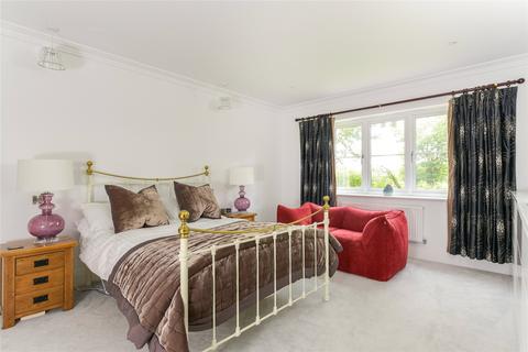 5 bedroom detached house for sale, Wavendon Lodge Mews, Wavendon, Milton Keynes, Buckinghamshire, MK17