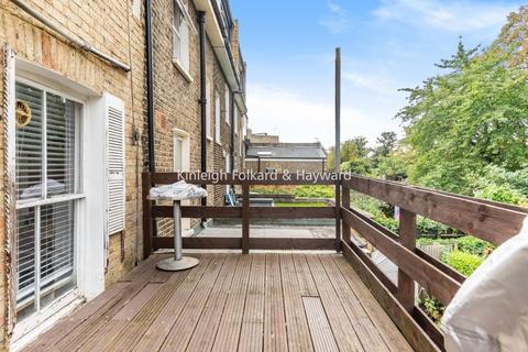 2 bedroom flat to rent, Foxberry Road London SE4