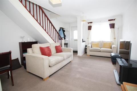 2 bedroom house to rent, Tollgate Hill, Crawley, West Sussex. RH11 9QX