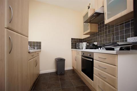 3 bedroom flat to rent, Addison Road - Flat 2, Plymouth PL4