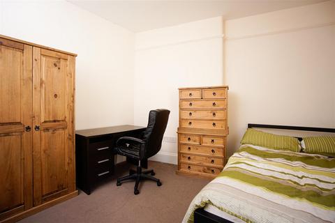 3 bedroom flat to rent, Addison Road - Flat 2, Plymouth PL4