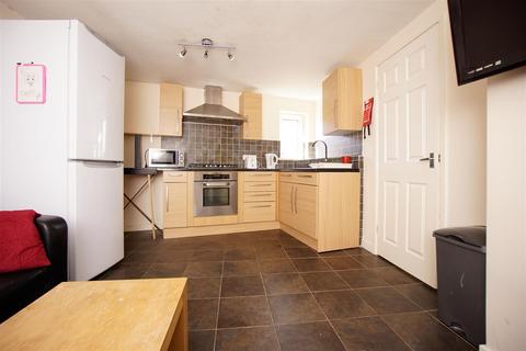 3 bedroom flat to rent, Addison Road - Flat 3, Plymouth PL4