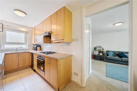 2 bedroom maisonette for sale, Cheriton Close, Ealing