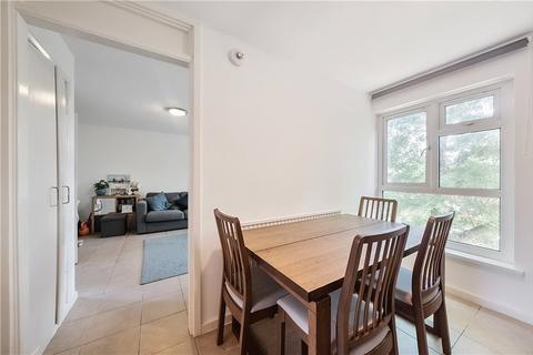 2 bedroom maisonette for sale, Cheriton Close, Ealing