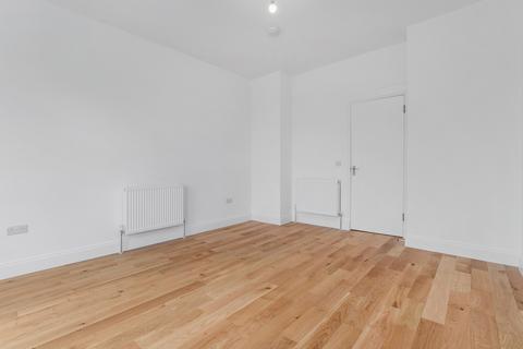 12 Carmunnock Road, Glasgow, G44 4UE