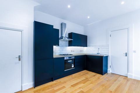 12 Carmunnock Road, Glasgow, G44 4UE