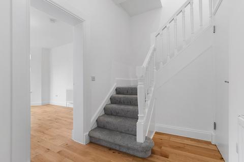 12 Carmunnock Road, Glasgow, G44 4UE