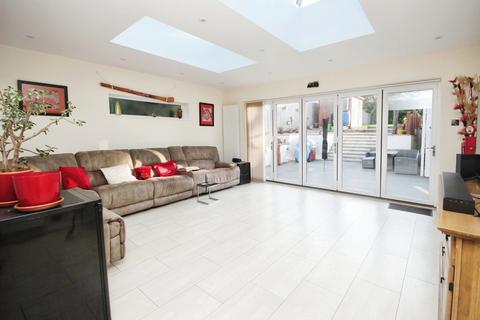 3 bedroom detached bungalow for sale, Herbert Avenue, PARKSTONE, BH12