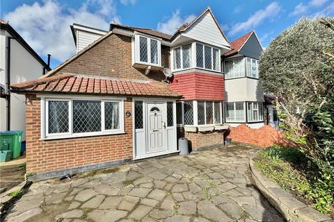 77 Cypress Avenue, Twickenham, TW2 7JY
